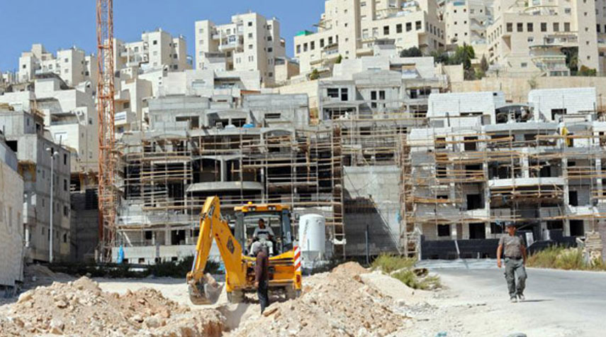 قوات الاحتلال تدمر تجمعاً سكنياً شمالي الضفة الغربية