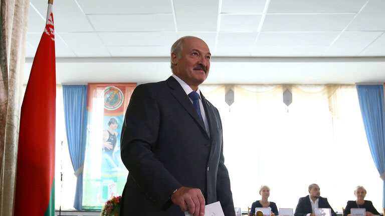الرئيس البيلاروسي ينتقد الانتخابات الأمريكية