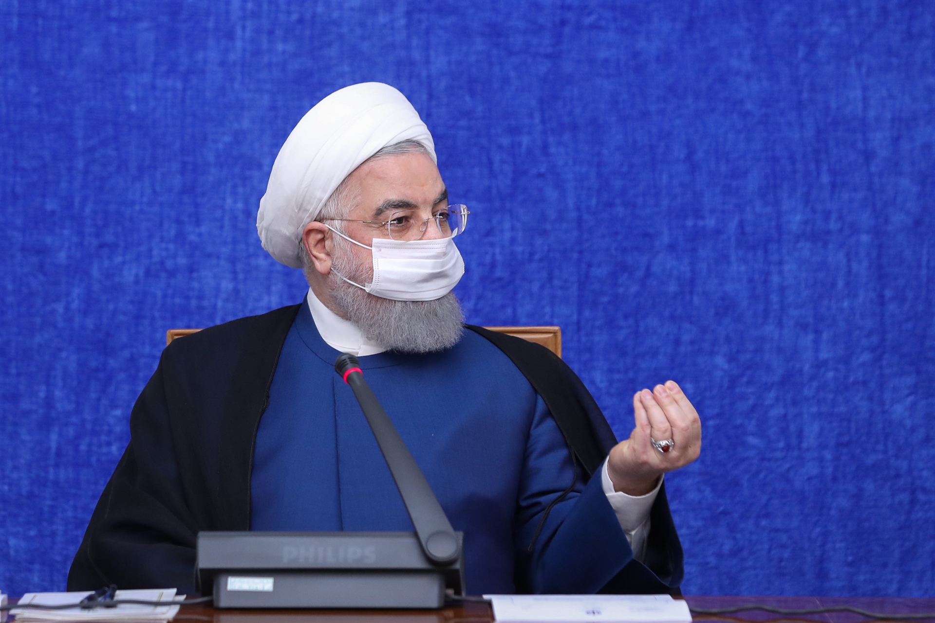 الرئيس روحاني: يعزي بوفاة حجة الاسلام اجئي