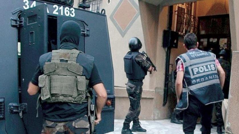 تركيا تعتقل نحو 20 متهما بالعمل مع "داعش"