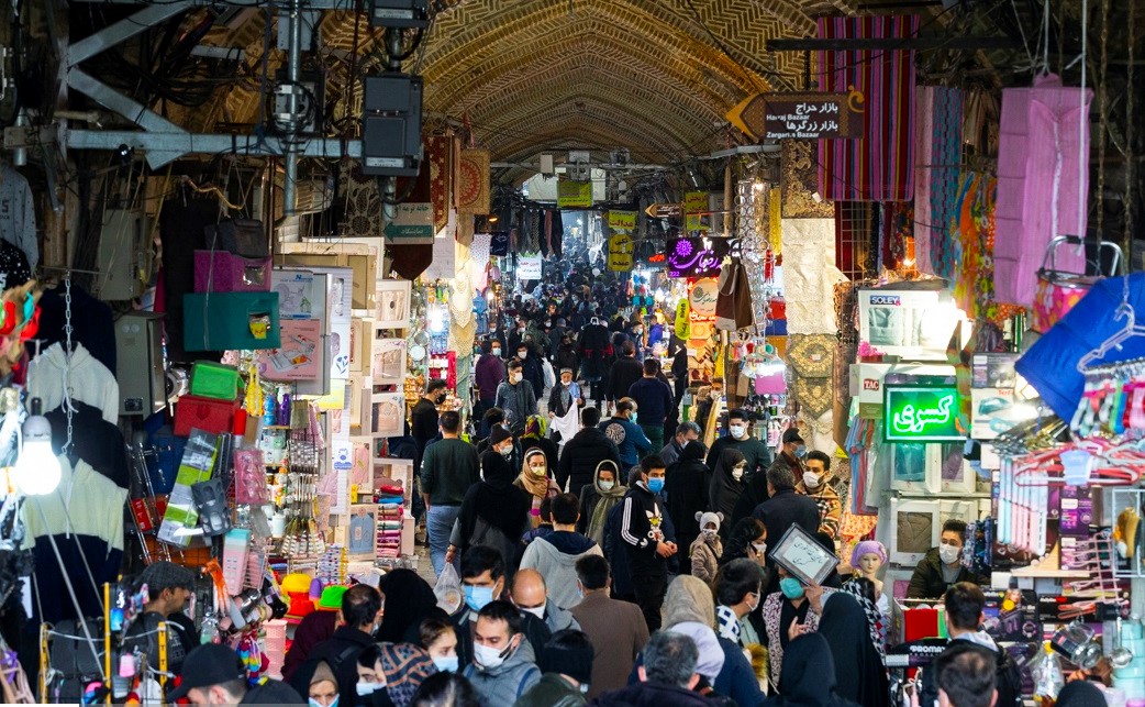 بالصور.. سوق طهران بعد أسبوعين من الإغلاق الكوروني