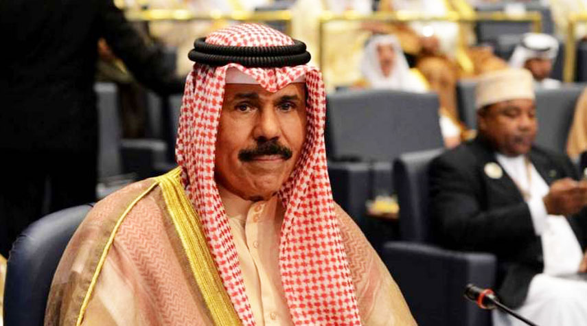 أمير الكويت يقبل استقالة الحكومة عقب إعلان نتائج الانتخابات