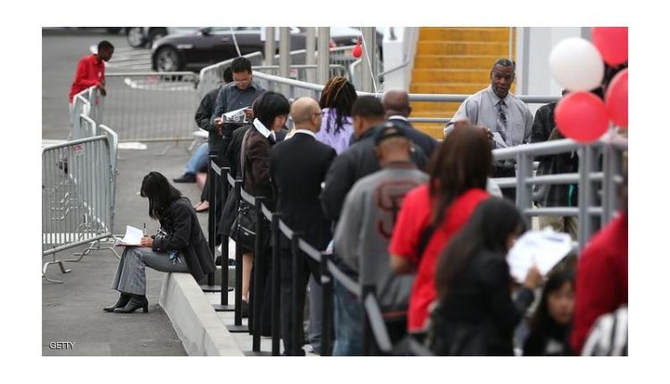 ارتفاع طلبات إعانة البطالة الأمريكية تزداد بارتفاع عدد اصابات كورونا