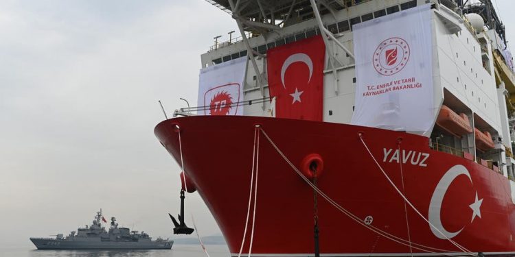 ليبيا تفرج عن السفينة التركية المحتجزة