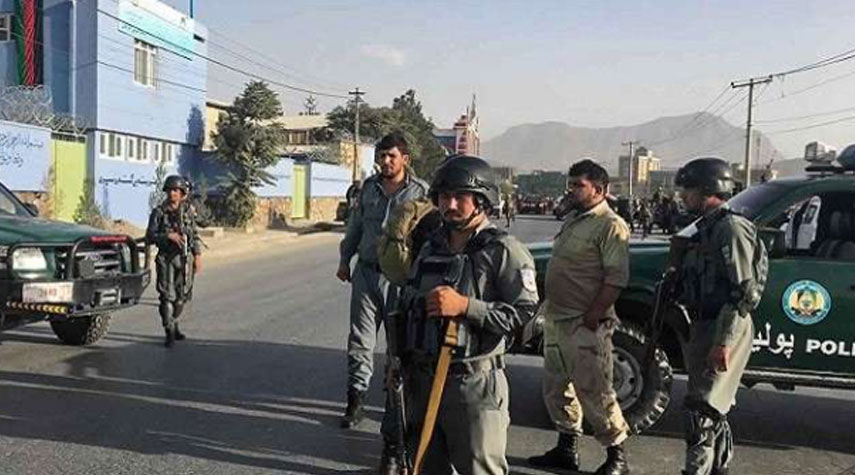 عشرات الضحايا بتفجير ارهابي وسط أفغانستان