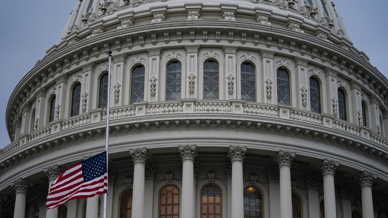 الكونغرس الأمريكي يتلقى الدفعة الأولى من لقاح كورونا