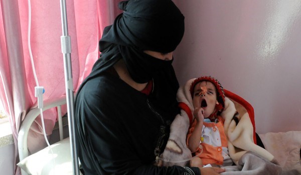 الصحة اليمنية: نفقد 100 ألف من حديثي الولادة كل عام بسبب العدوان