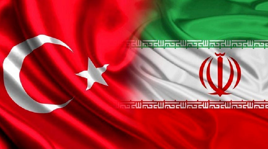 من أجل تطوير التعاون الصناعي..عقد محادثات بين ايران وتركيا