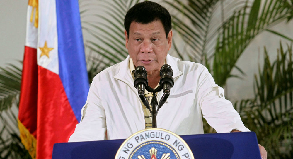 الرئيس الفلبيني يهدد واشنطن: لا لقاح يعني لا بقاء لقواتكم هنا