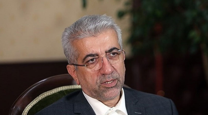 وزير الطاقة الإيراني يلتقي محافظ البنك المركزي العراقي في بغداد