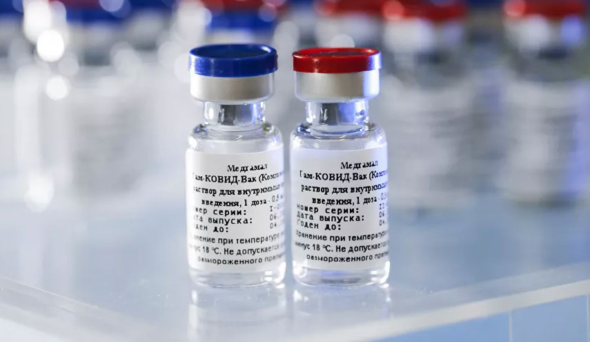 أول دولة تبدأ تطعيم سكانها باللقاح الروسي