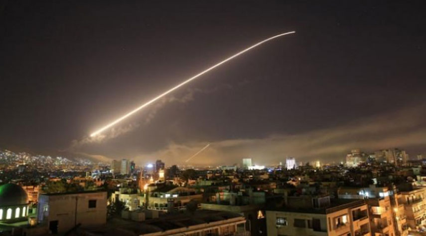 الدفاعات الجوية السورية تتصدى لغارة صهيونية بمحيط دمشق