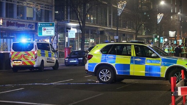 اصابة ثلاثة اشخاص في حادث طعن وسط لندن
