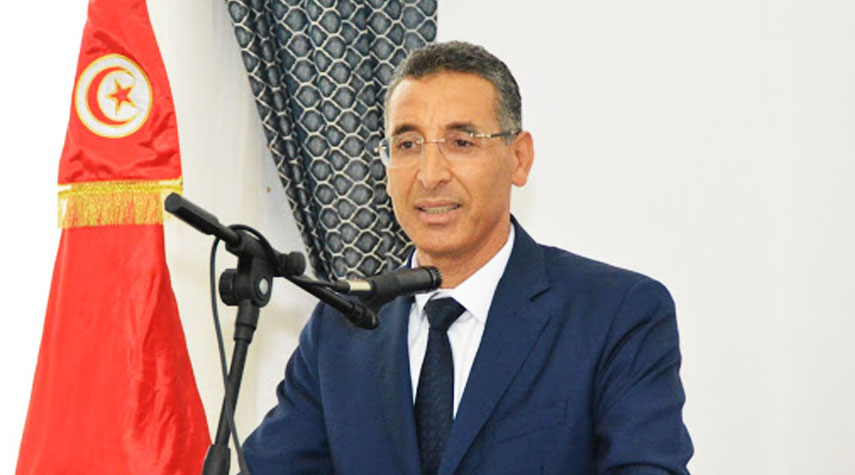 رئيس الحكومة التونسية يعفي وزير الداخلية من مهامه
