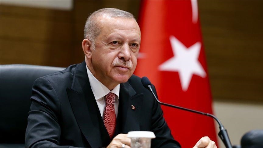 اردوغان يتمسك بحرية الصحافة ويؤكد رفض استغلالها