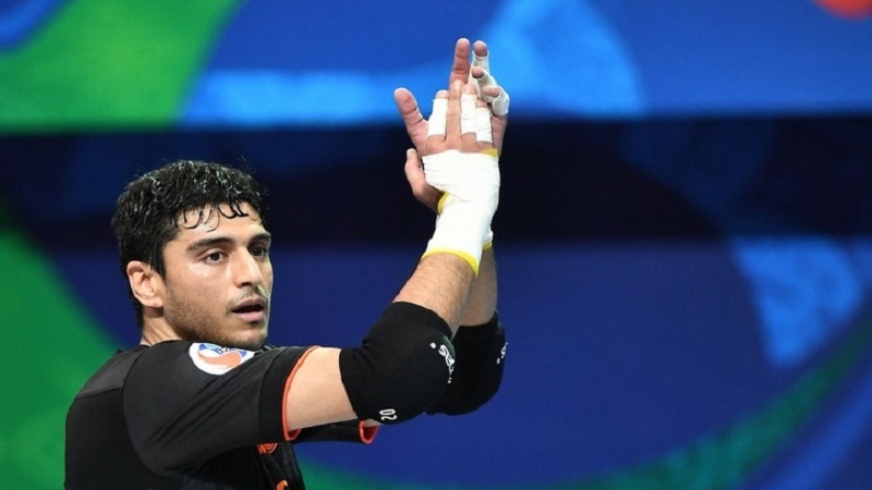 لاعب إيراني يتوج بلقب أفضل حارس مرمى لكرة الصالات 2020