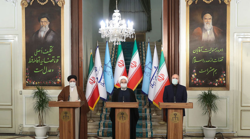 رؤساء السلطات الثلاث في ايران يؤكدون على خفض التبعية للإقتصاد النفطي