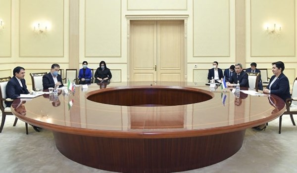 ايران واوزبكستان تؤكدان على تطوير علاقاتهما البرلمانية
