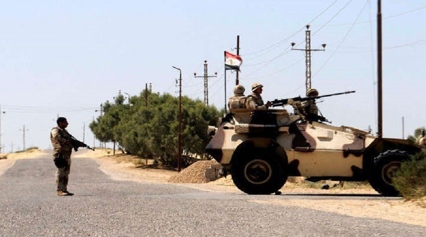"داعش" يتبنى قتل وجرح 4 من الأمن المصري في سيناء