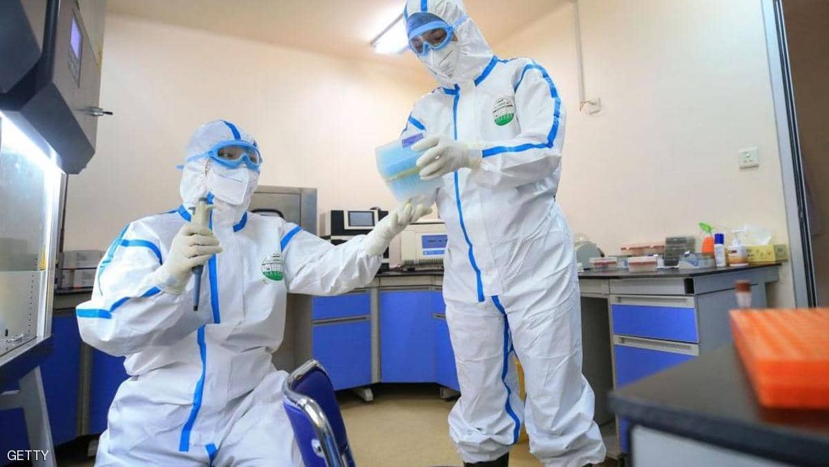 إيران تدشن خط إنتاج لقاح فيروس كورونا بسعة 150 مليون جرعة 