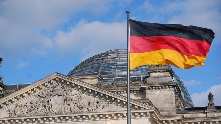 المانيا تحكم بالسجن مدى الحياة لقاتل سياسي مؤيد للاجئين