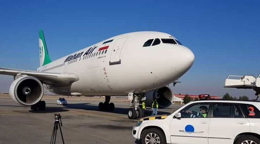 وصول اول طائرة تحمل لقاح كورونا الروسي الى طهران