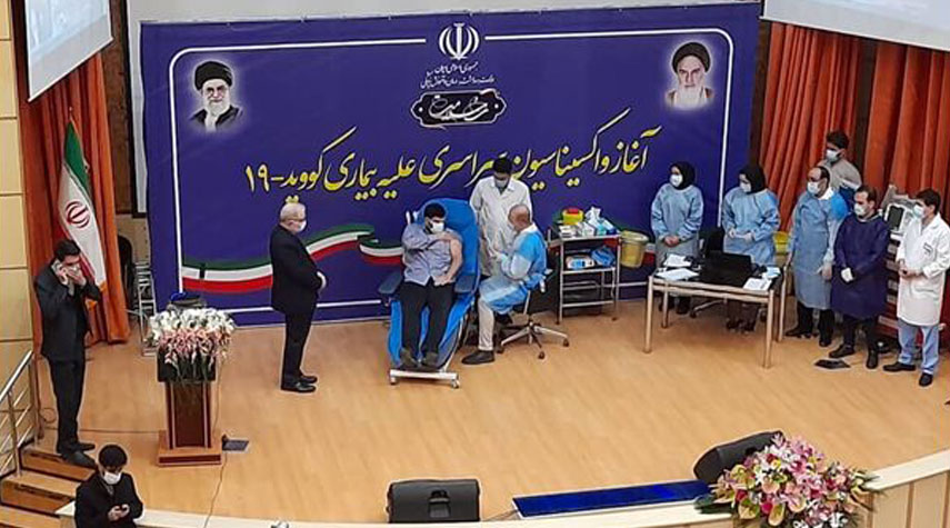 انطلاق حملة التطعيم ضد كورونا في ايران