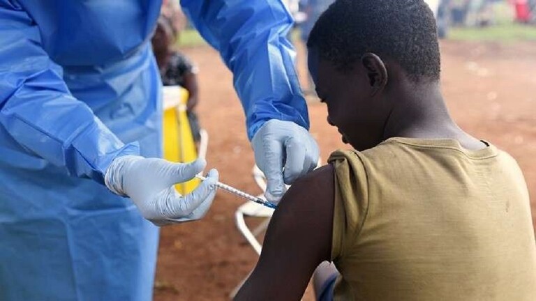 الصحة العالمية تحذر 6 دول من تفشي إيبولا القاتل