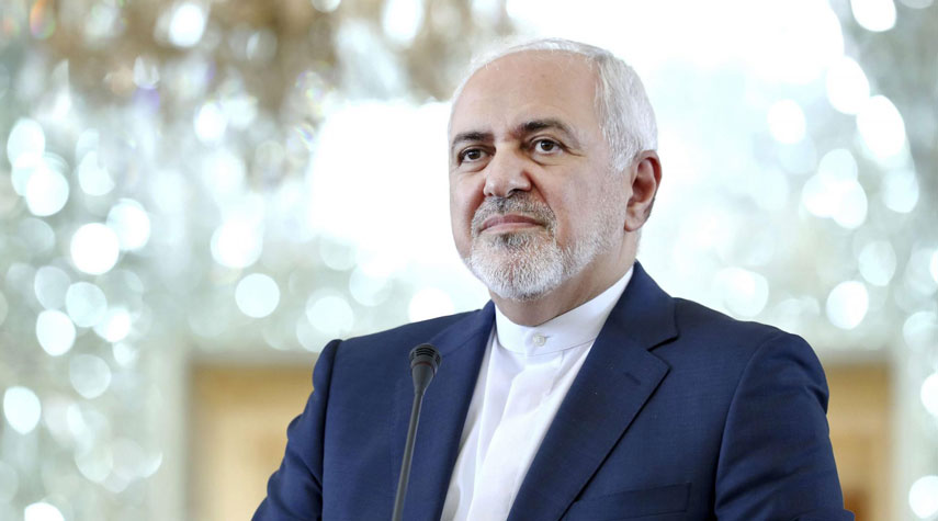 وزير الخارجية يؤكد على تعزيز دور ايران في الممرات الدولية