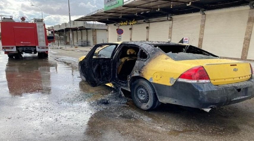 سائق عراقي يضرم النار في سيارته احتجاجاً على غرامة مرورية