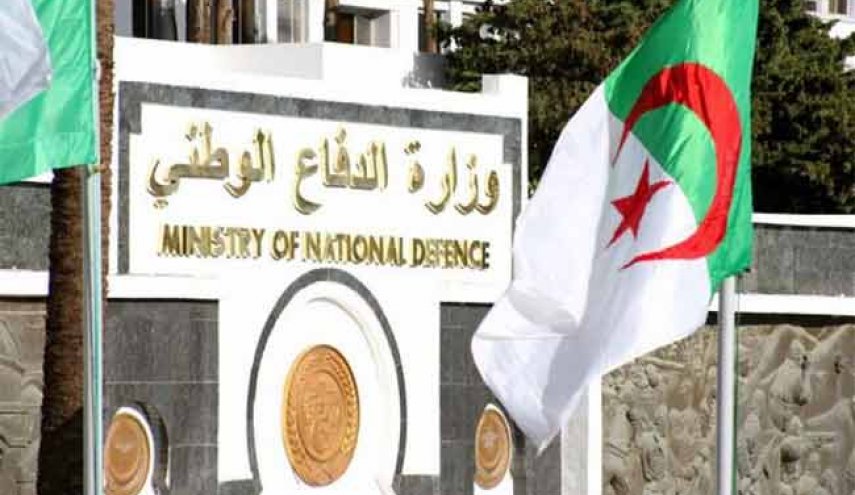 الجزائر تنفي إنضمامها لتحالف عسكري دولي
