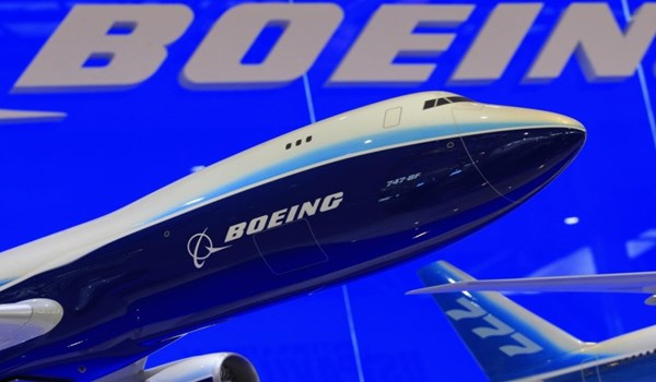 شركات عالمية تعلق رحلاتها على طائرات بوينغ 777