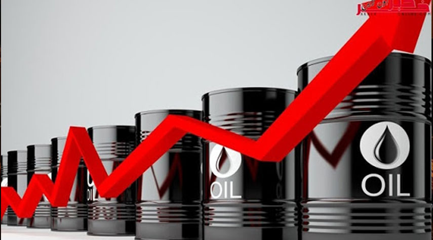 أسعار النفط ترتفع رغم زيادة مفاجئة في مخزونات الخام الأمريكية