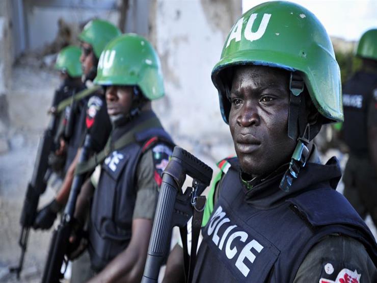 رئيس نيجيريا يأمر بقتل المسلحين الذين يرفضون الاستسلام