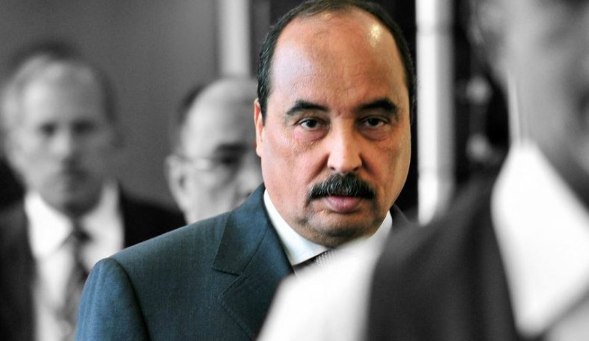 رئيس موريتانيا السابق يمثل أمام المحكمة بتهم فساد