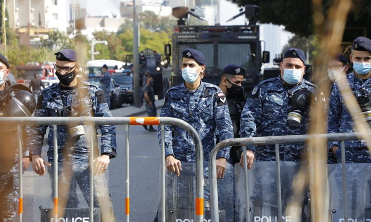 تجدد الاحتجاجات في لبنان على وقع انهيار الليرة