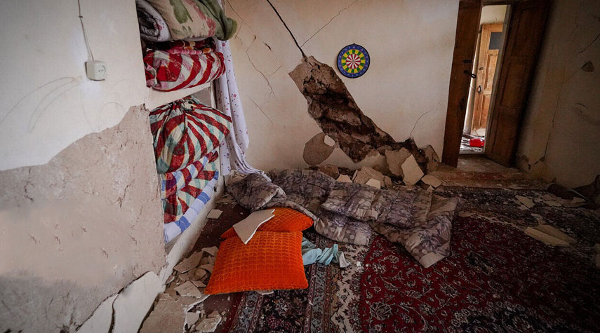 زلزال في شمال شرق ايران يلحق أضراراً بعدد من الوحدات السكنية