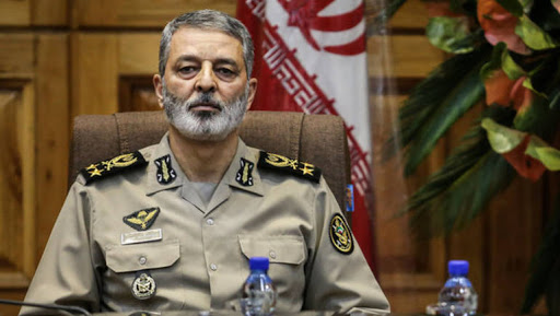 القائد العام للجيش الايراني يهنئ بمناسبة يوم حرس الثورة