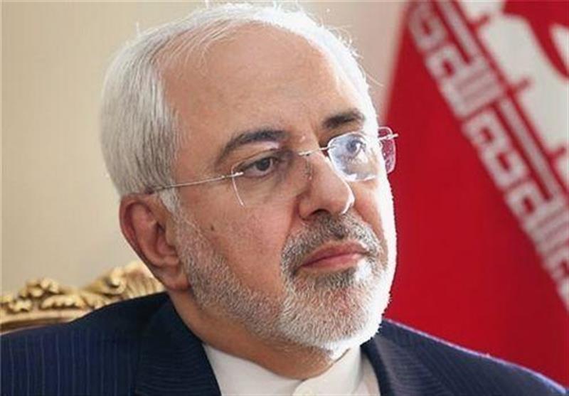 ظريف يرد على نفاق رئيس الوزراء البريطاني بشأن برنامج إيران النووي