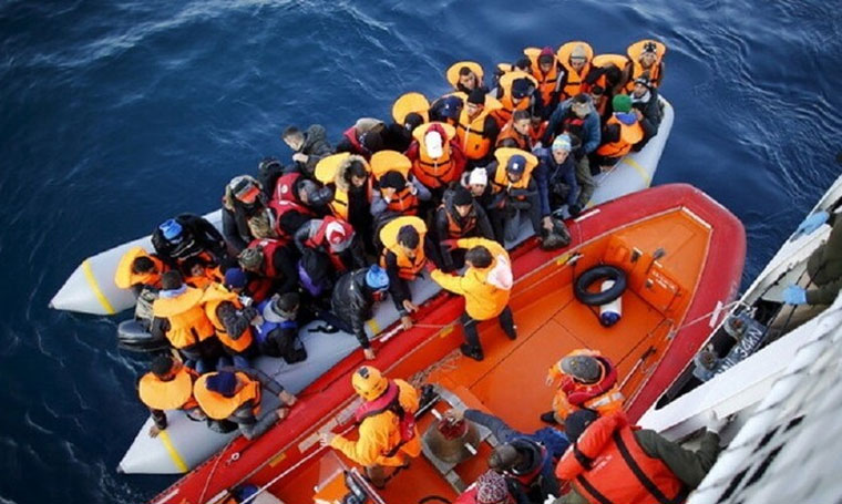 خفر السواحل التركي ينقذ 22 طالب لجوء أبعدتهم اليونان
