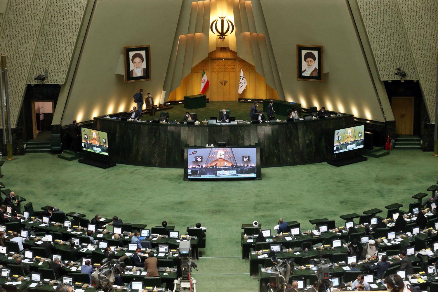 ايران: تشكيل لجنة برلمانية تشرف على وثيقة التعاون مع الصين