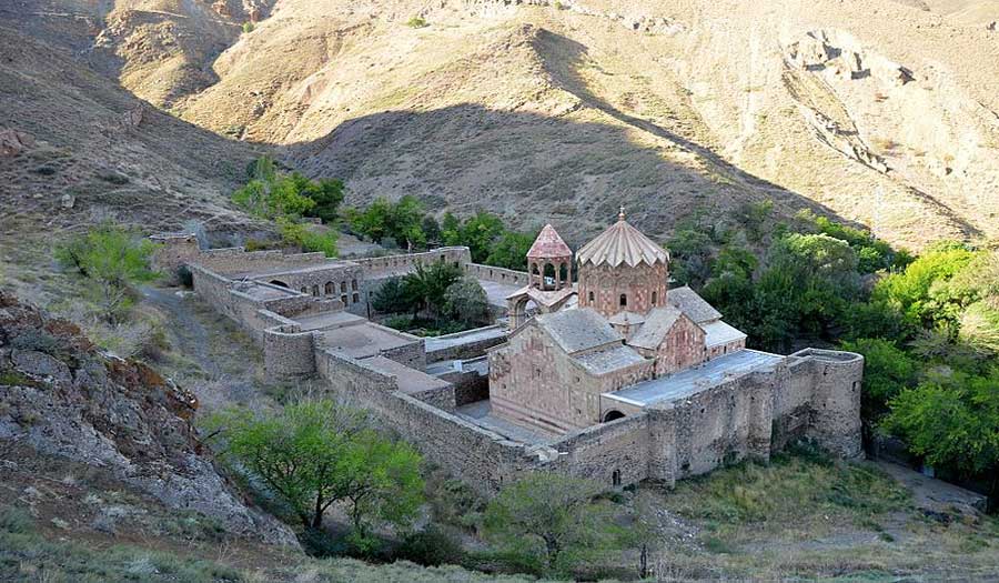 "سنت إسبانوس" ثاني أهم كنيسة للأرمن