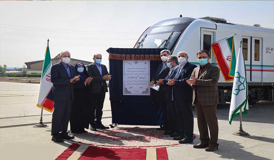 صور .. إيران تكشف عن أول قطارها الوطني للأنفاق