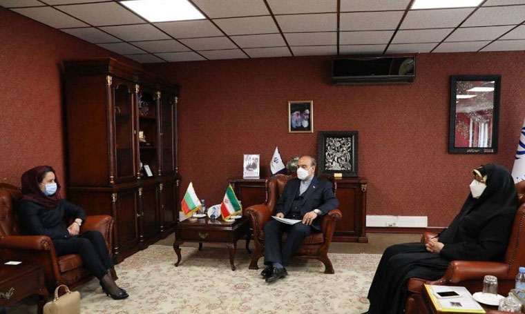 ايران تؤكد على توسيع التعاون في مجال الرياضة مع بلغاريا