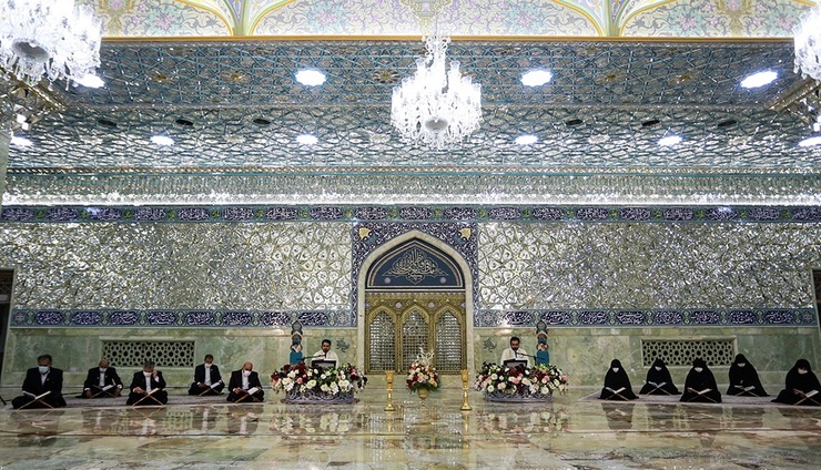 بالصور: مراسم ترتيل القرآن الكريم في مرقد السيدة المعصومة (ع)