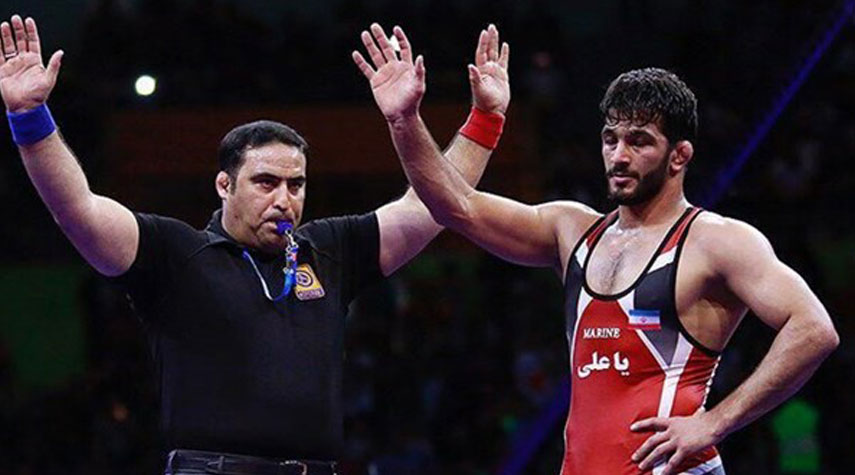 الايراني حسن يزداني يتقلد الذهب في بطولة آسيا للمصارعة الحرة