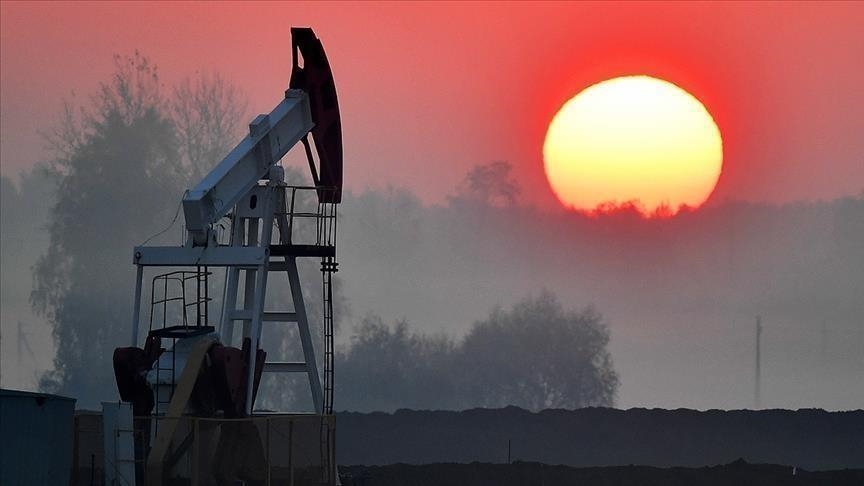 صادرات النفط السعودية تهبط 14.5 بالمئة في فبراير