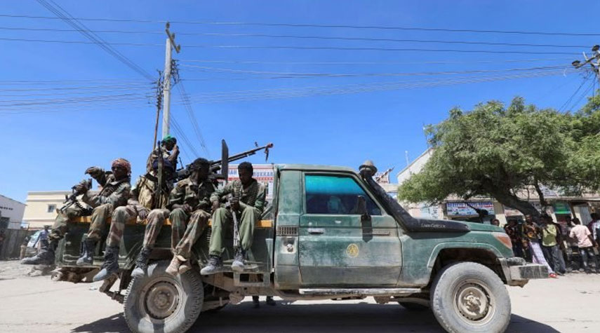 مقاتلون موالون للمعارضة يسيطرون على أحياء في العاصمة الصومالية