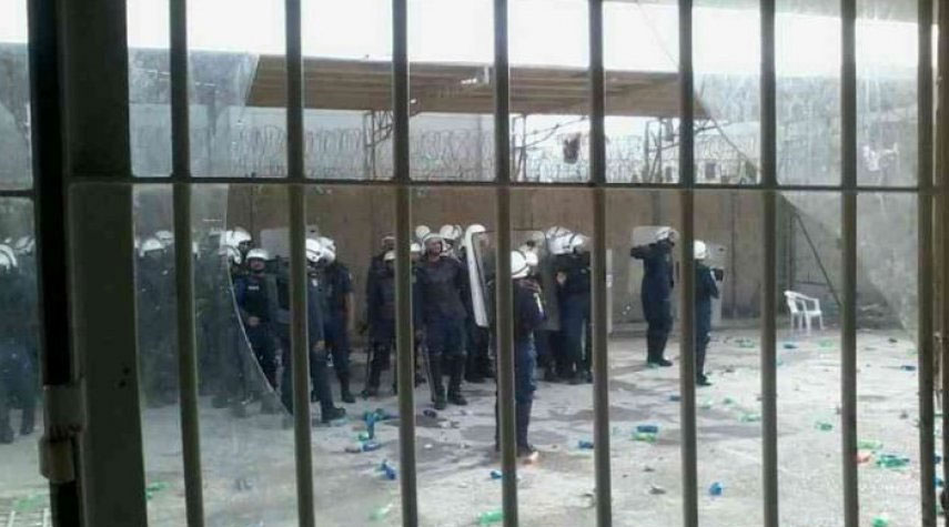 النظام البحريني يستخدم قنابل صوتية لفك اعتصام في سجن "جو"