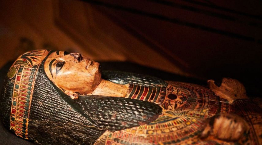شاهد بالصور.. العثور على أول مومياء مصرية "حامل"
